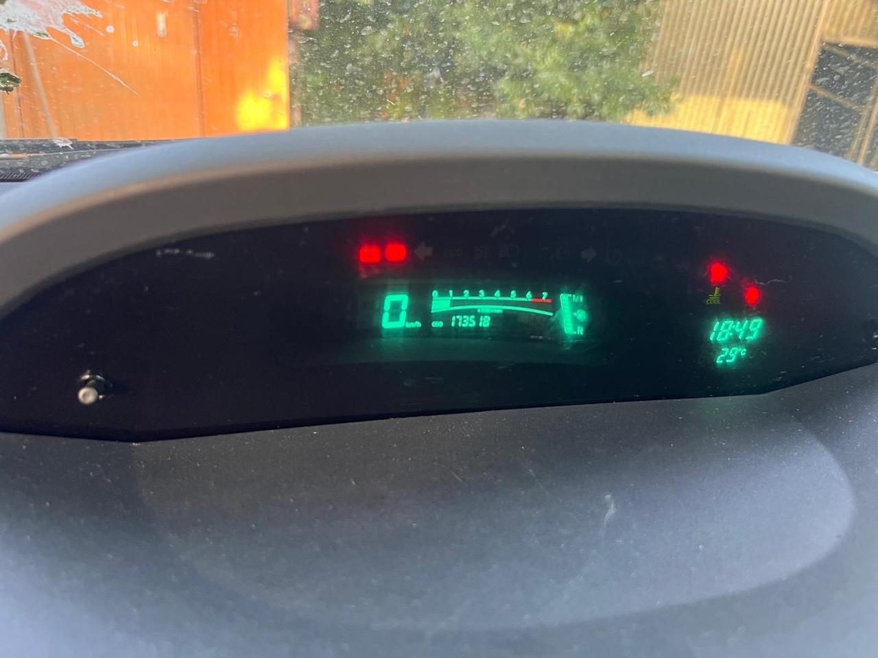 Toyota Yaris 1.3 5 porte Sol