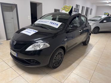 Lancia Ypsilon 1.2 69 CV 5 porte GPL Ecochic Elefantino Blu