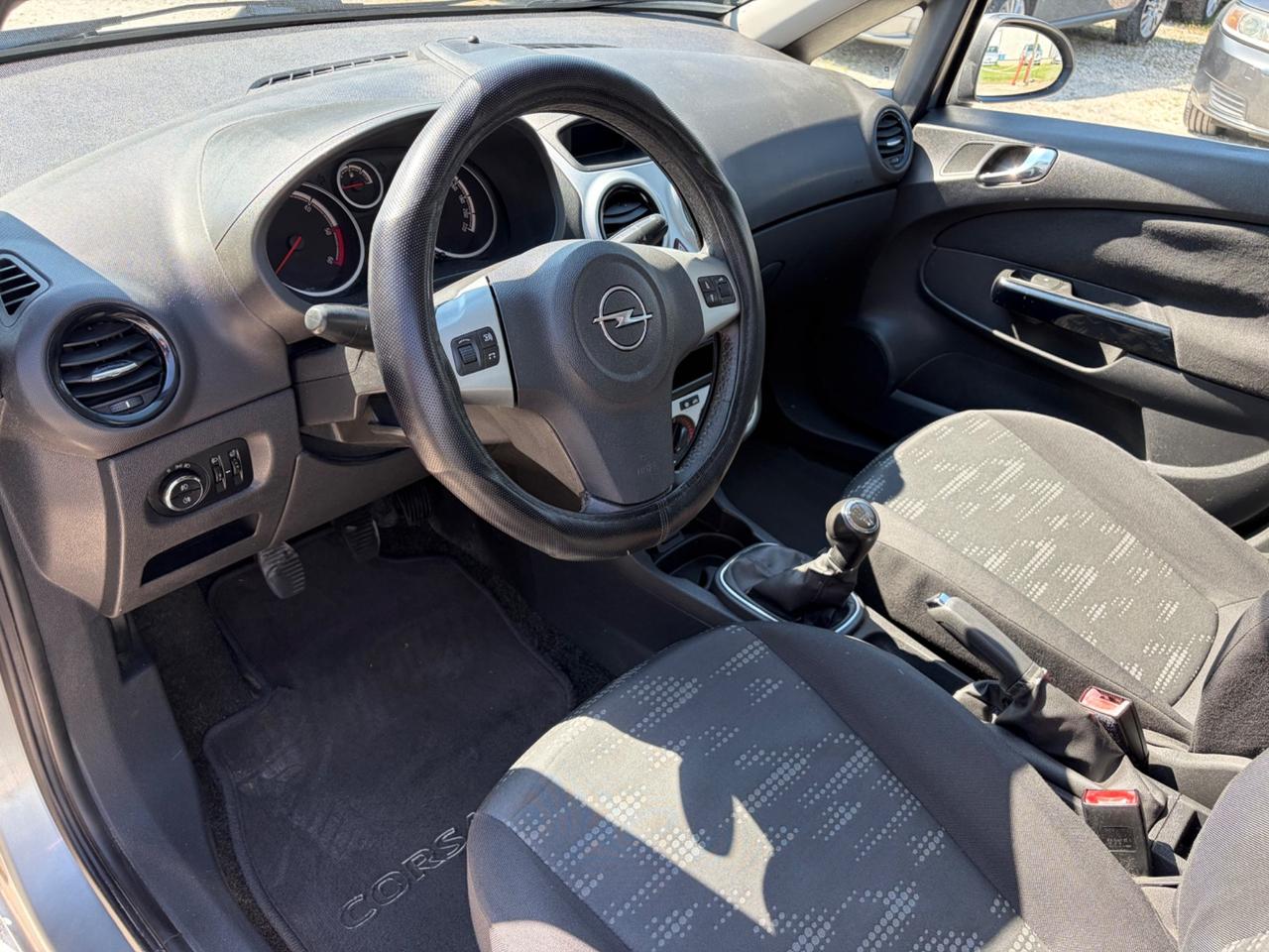 Opel Corsa 1.3 diesel 2011