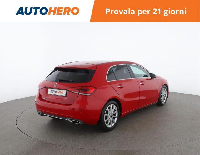 MERCEDES-BENZ A 180 d Automatic Premium