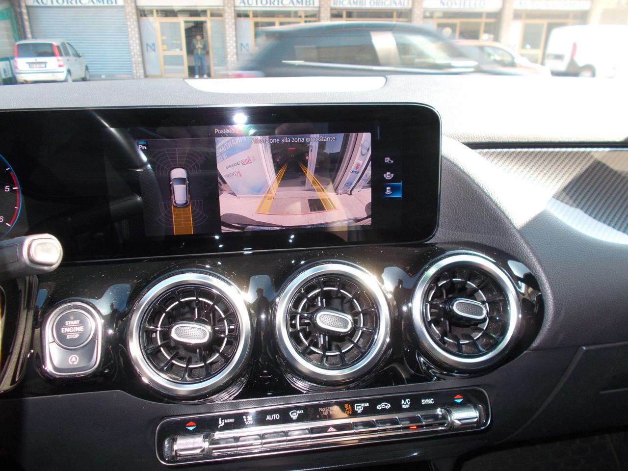 Mercedes-benz GLA 200 d Automatic Premium