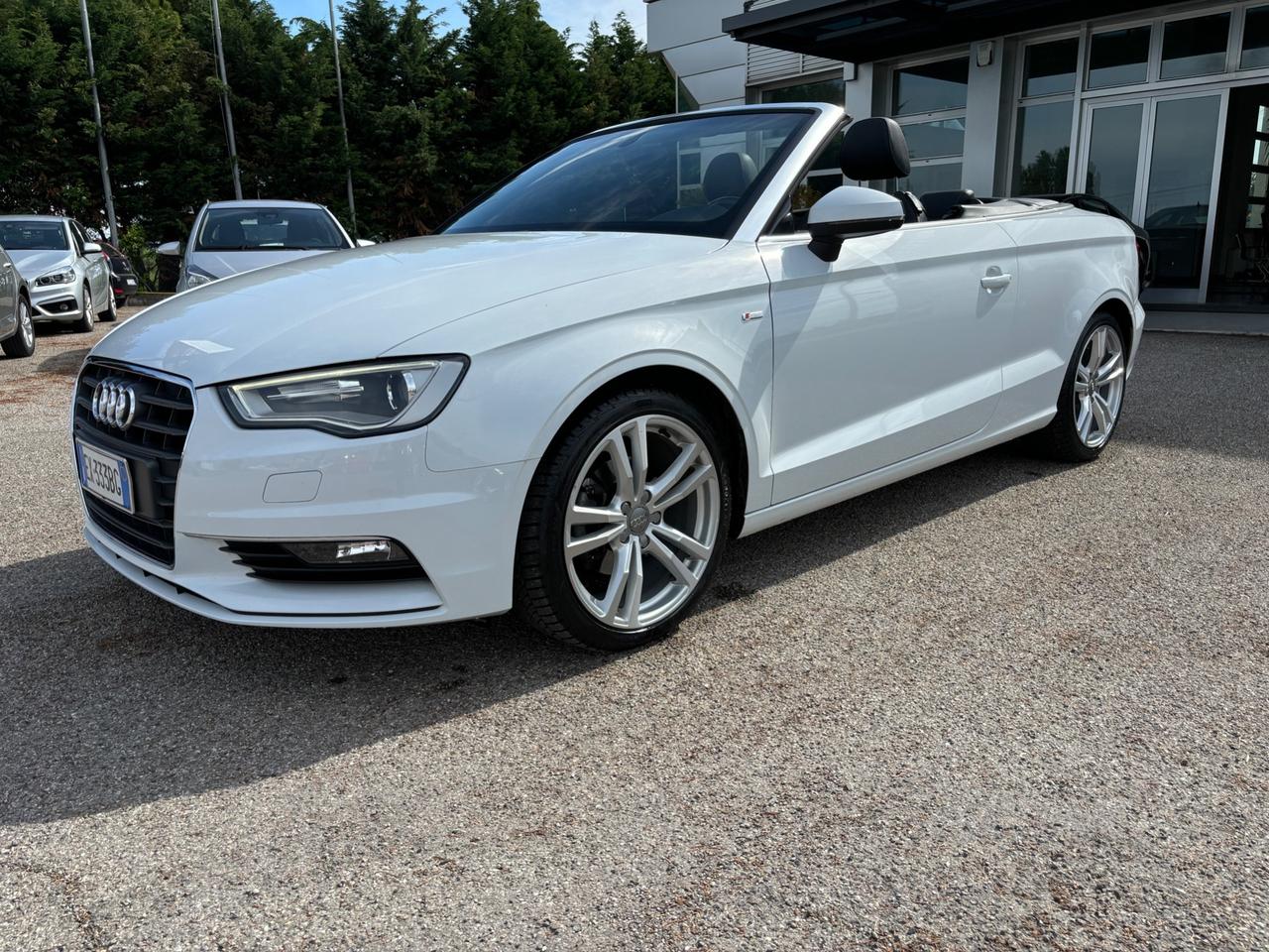 Audi A3 Cabrio 2.0 TDI S tronic - 2014
