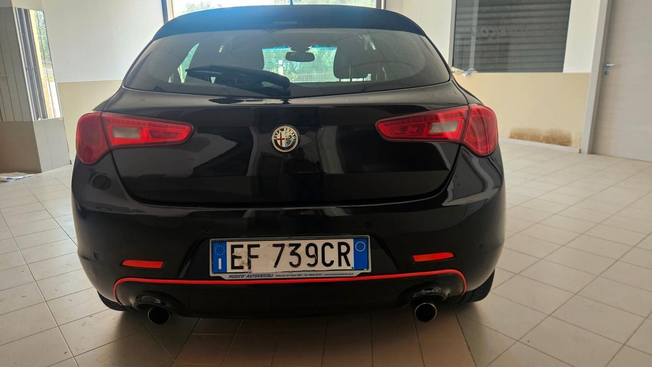 Alfa Romeo Giulietta 2.0 JTDm-2 140 CV Distinctive