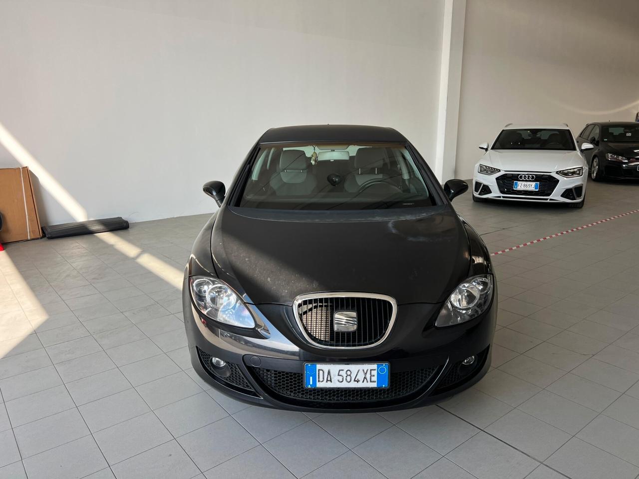 Seat Leon 1.6 BENZINA PER NEOPATENTATI