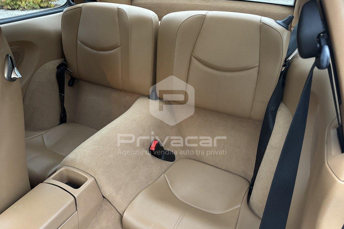 PORSCHE 911 Carrera Coupé