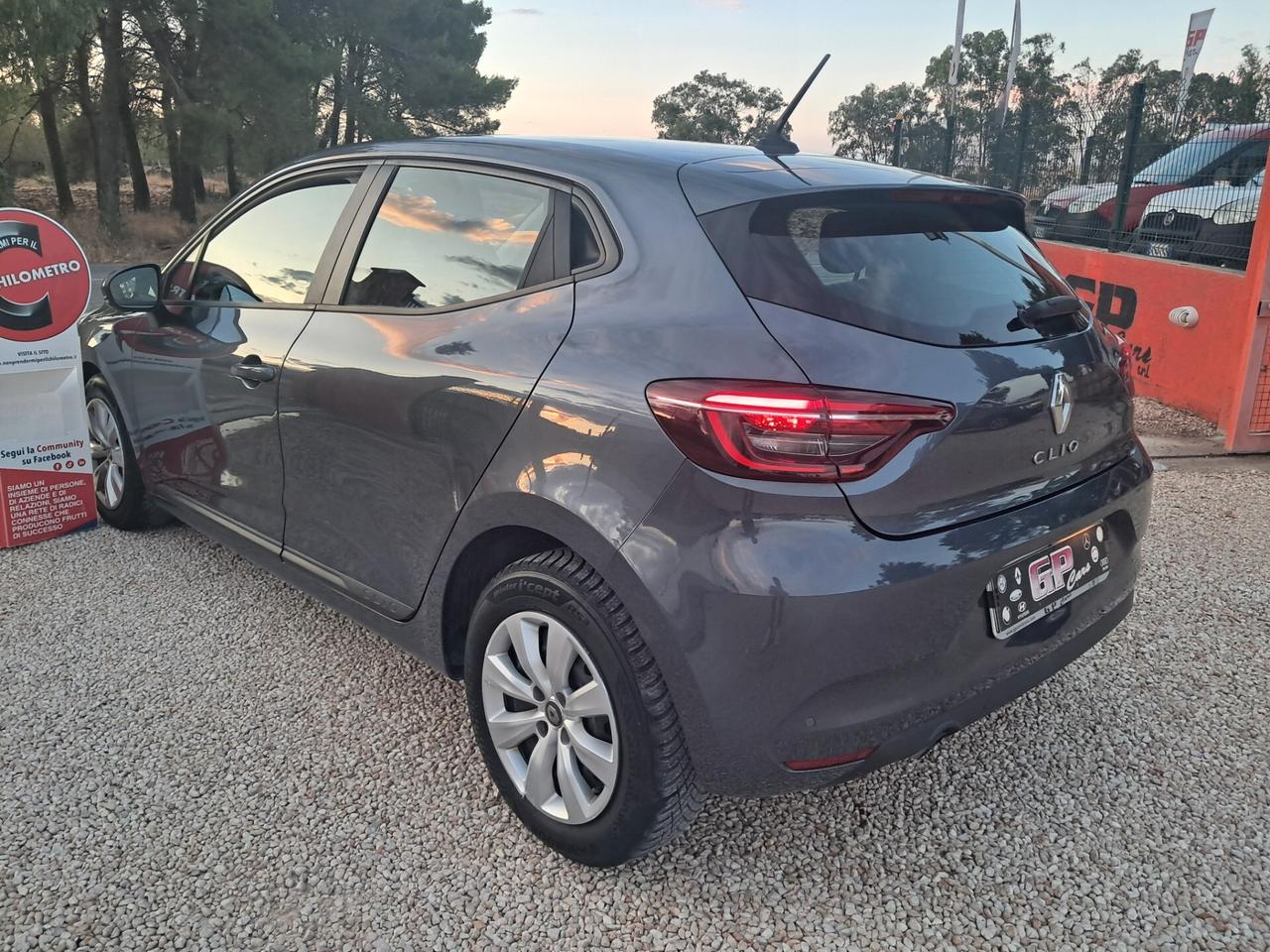 Renault Clio 1.5DCI-85cv*LED*NAVI*CRUISE