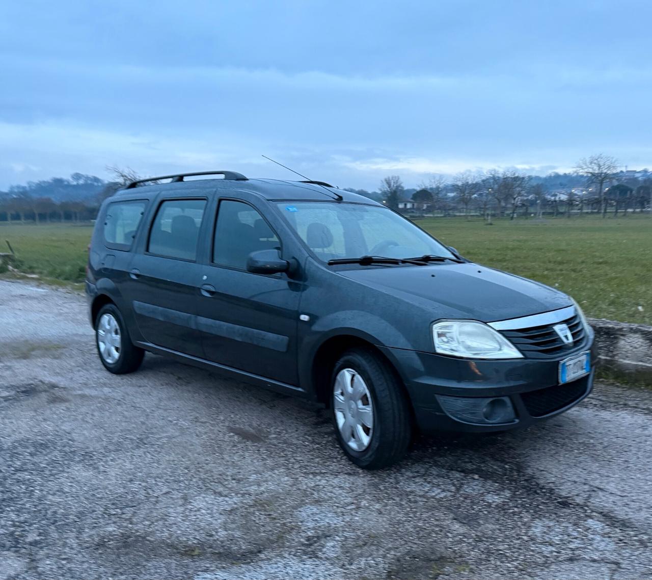 Dacia Logan MCV 1.6 GPL 7 Posti Lauretane