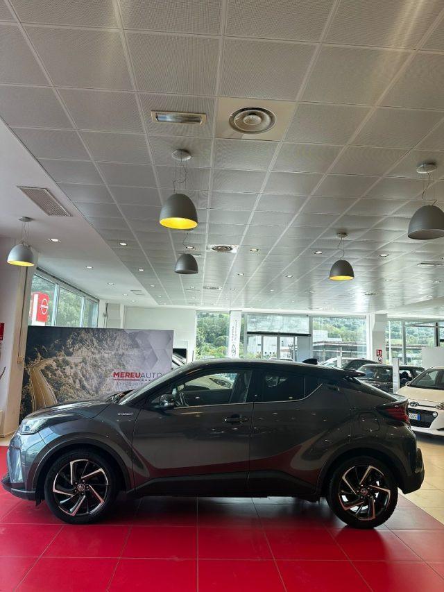 TOYOTA C-HR 2.0 Hybrid E-CVT Style