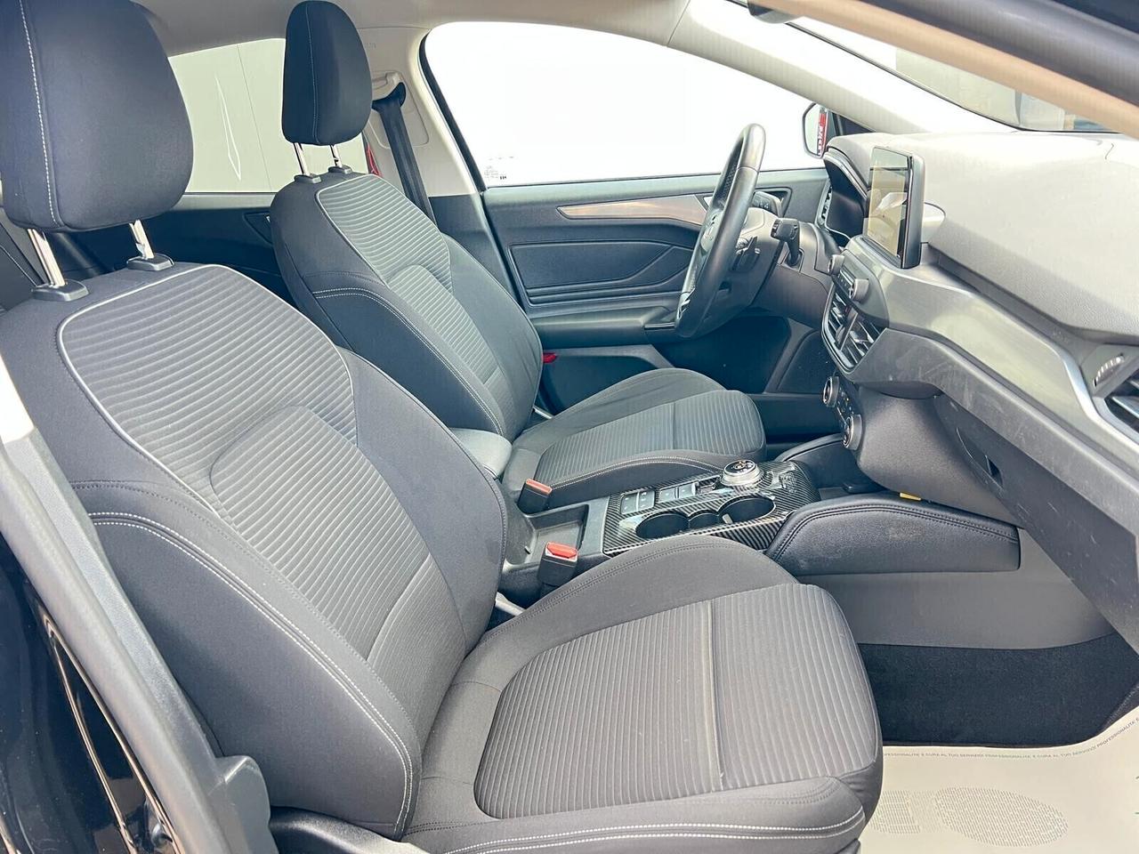 Ford Focus 1.5 TDCi 120 CV NAVI PARK LED CAM