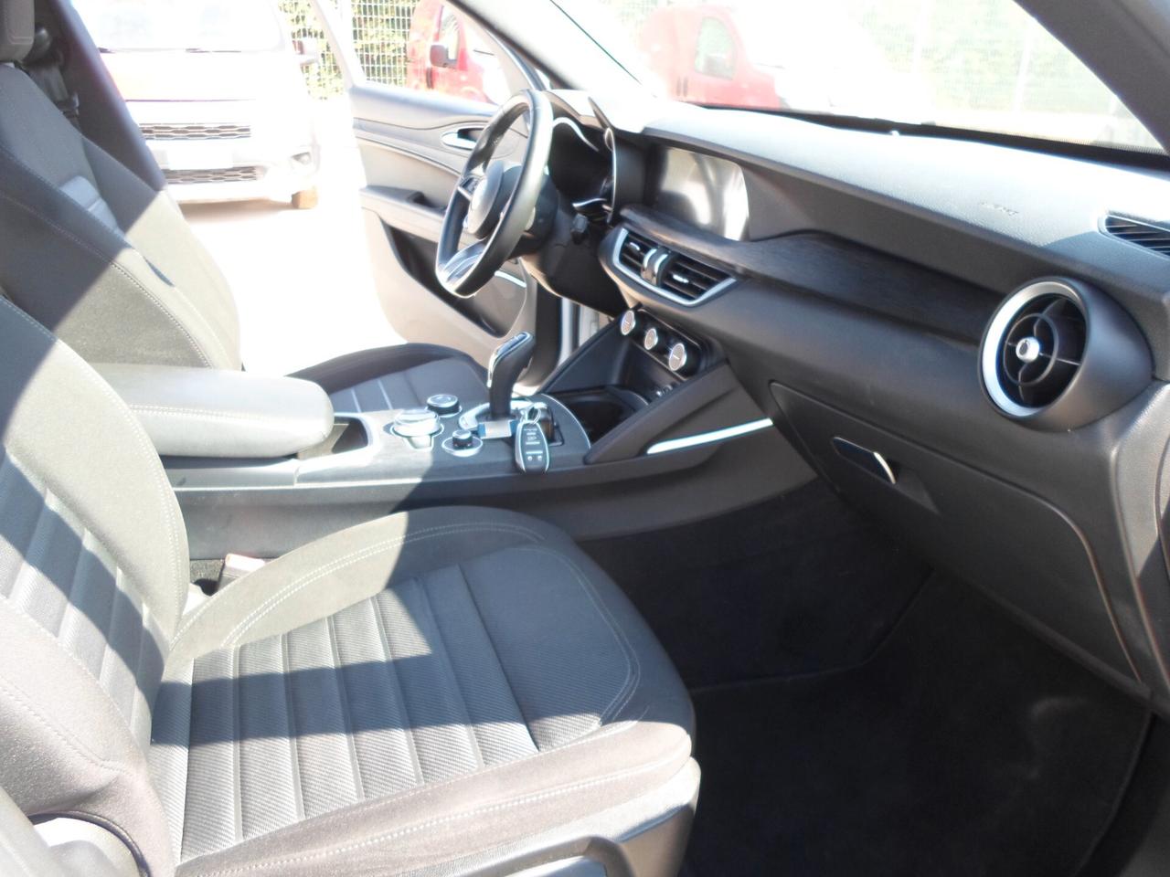Alfa Romeo Stelvio 2.2 Turbodiesel 190 CV AT8 Q4 Super Business