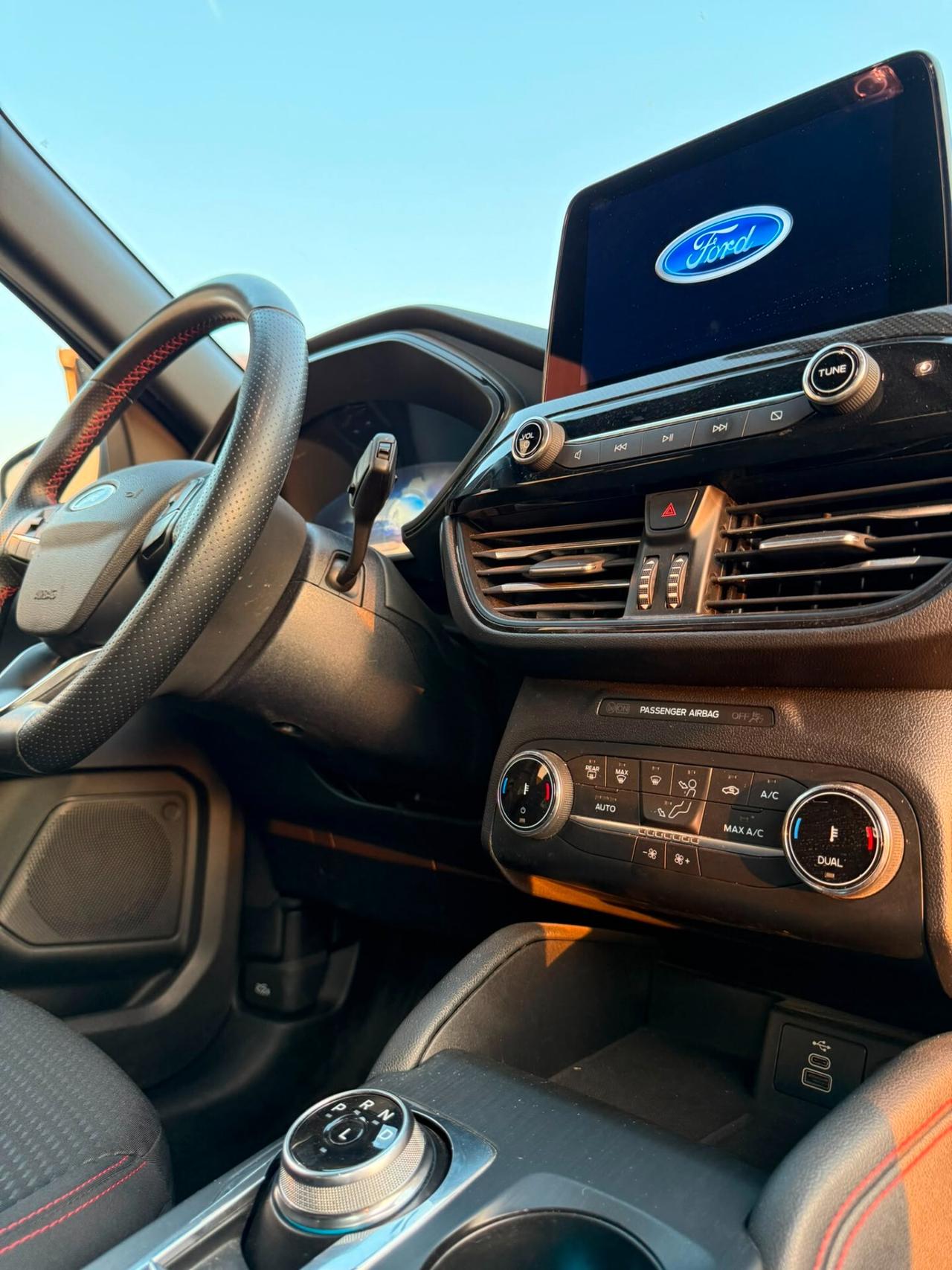 Ford Kuga 2.5 Plug In Hybrid 225 CV CVT 2WD ST-Line