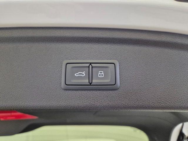 AUDI A3 35 TFSI MHEV S tronic S line edition