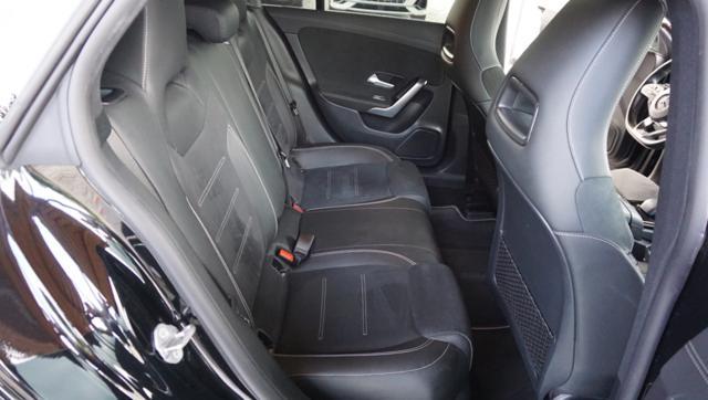 MERCEDES-BENZ CLA 200 d Automatic Shooting Brake Premium AMG Line