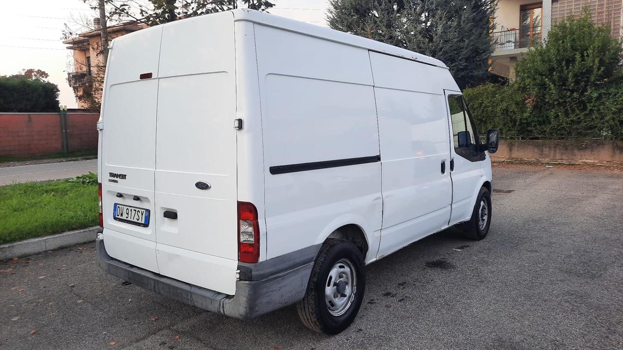 Ford Transit L2H2 2009