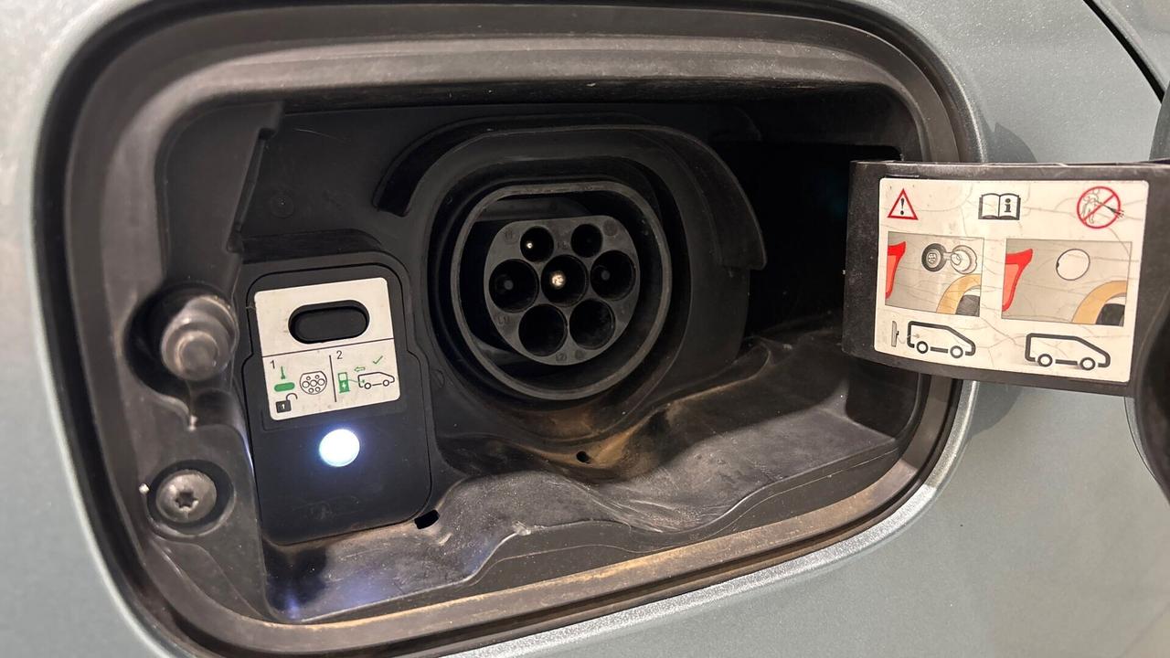 Renault Megane Sporter Plug-in Hybrid E-TECH 160 CV Business