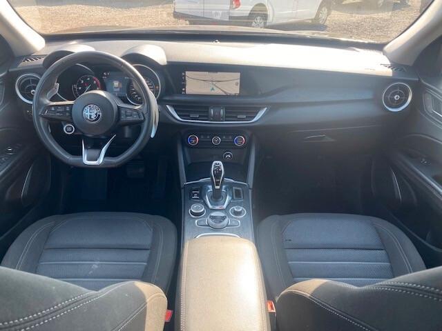 Alfa Romeo Stelvio 2.2 Turbodiesel 160 CV AT8 RWD Business