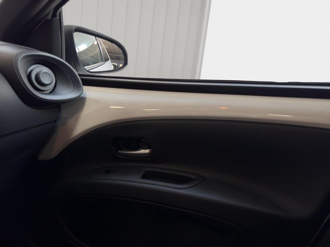 Toyota Aygo X 1.0 Active 72cv