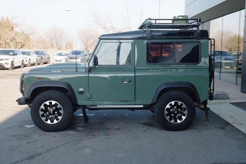 Land Rover Defender 90 2.4 TD4 Station Wagon S