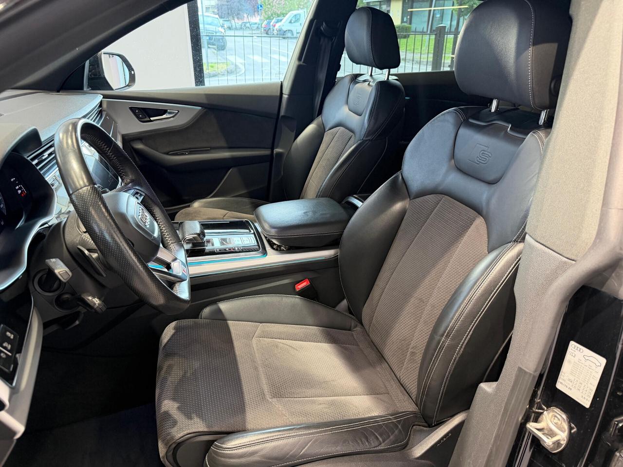 Audi Q8 50 TDI 286 CV quattro tiptronic Sport