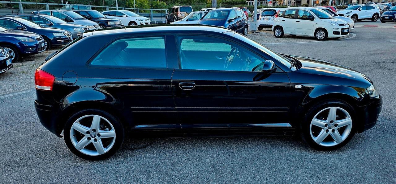 Audi A3 2.0 16V TDI Attraction