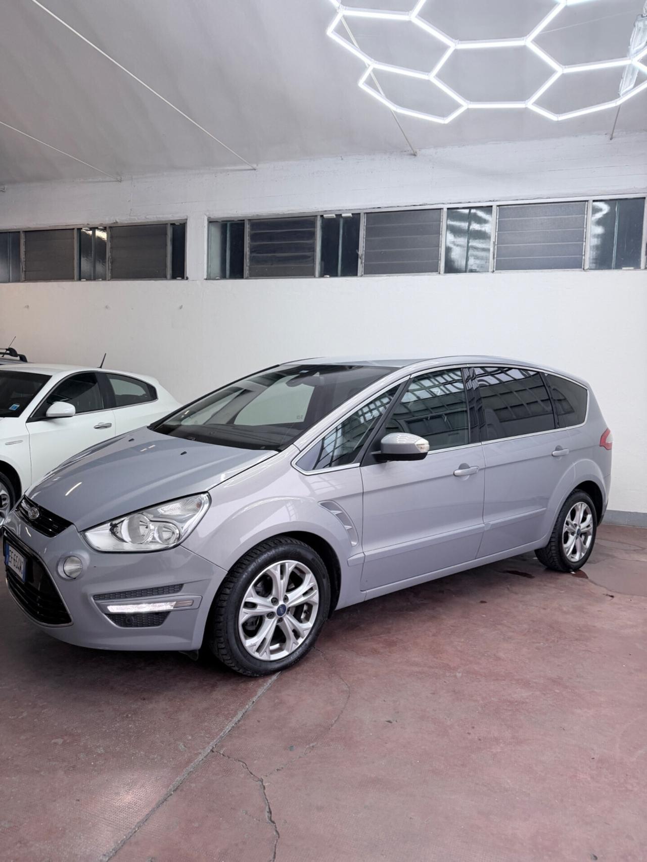 Ford S-Max 2.0 TDCi 163CV Titanium 7 posti