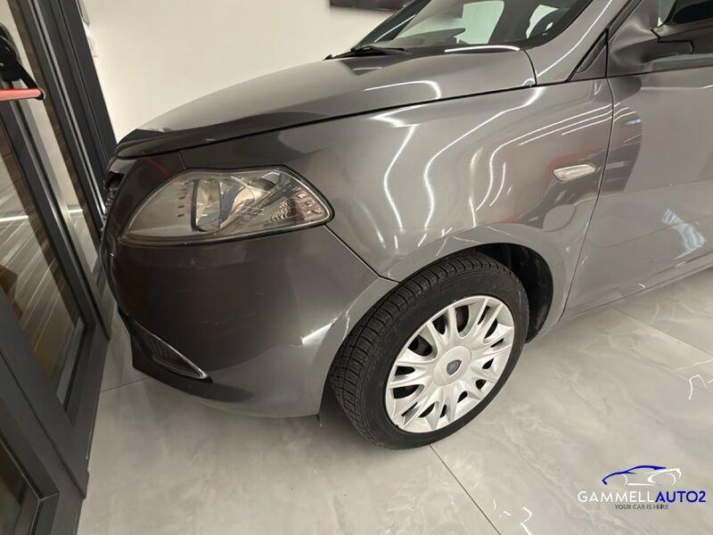 Lancia Ypsilon LANCIA YPSILON GPL