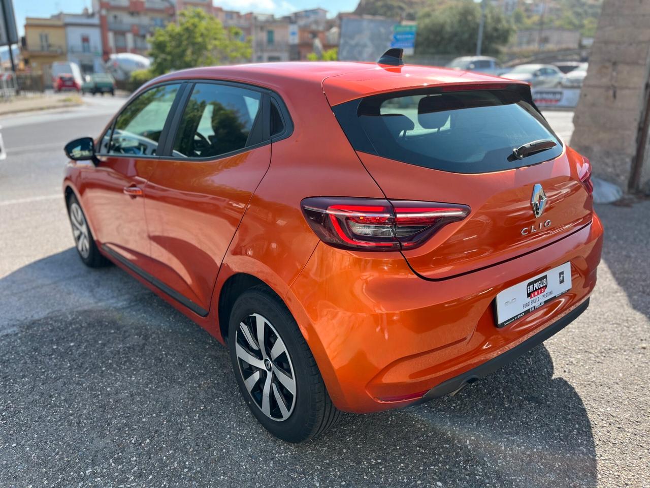 Renault Clio TCe GPL EQUILIBRE KM 48.600 - 2023