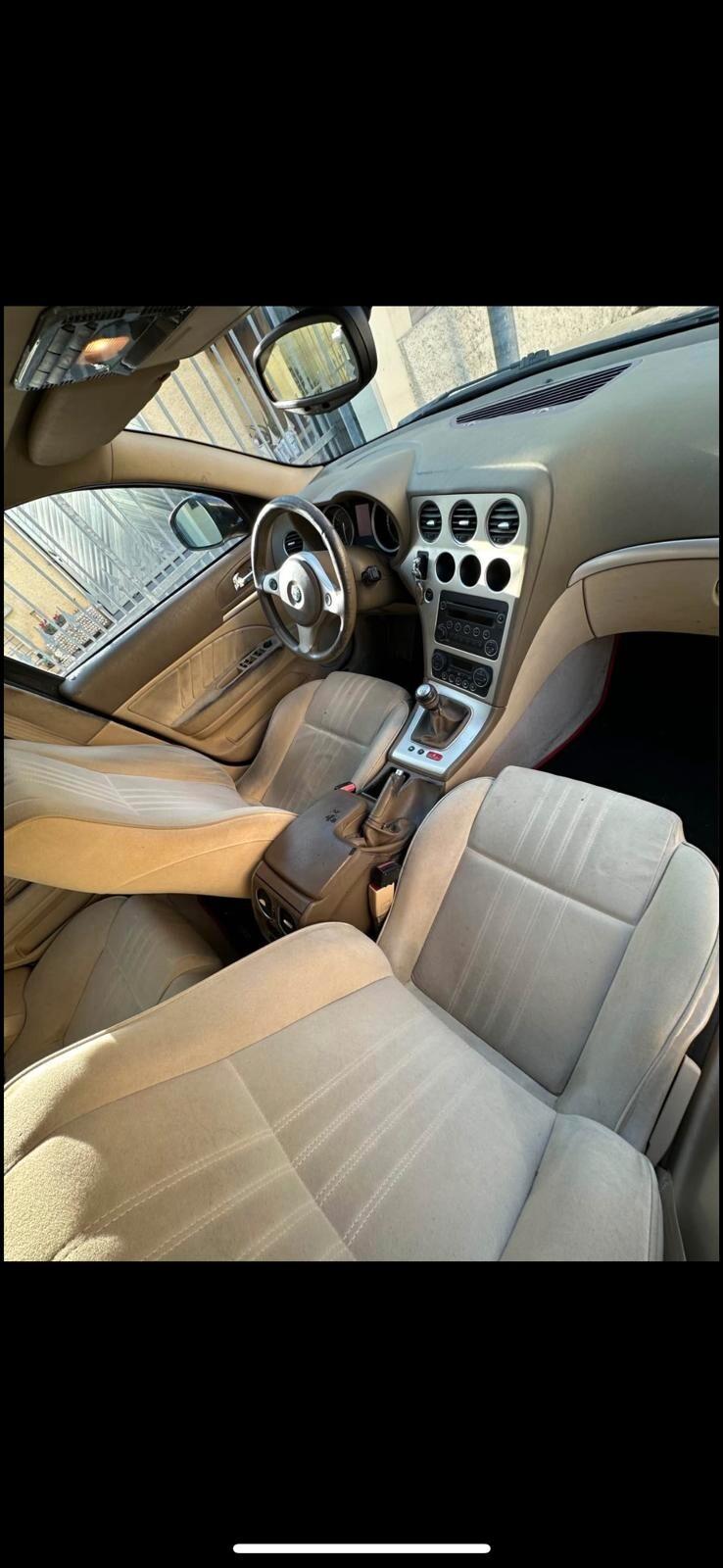 Alfa Romeo 159 2.4 JTDm 200 CV Sportwagon Distinctive Q-Tronic