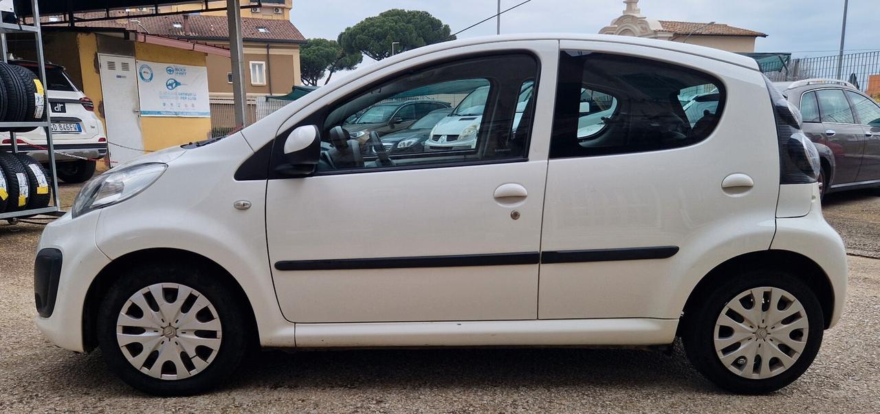 Citroen C1 benzina 5 porte neopatentati