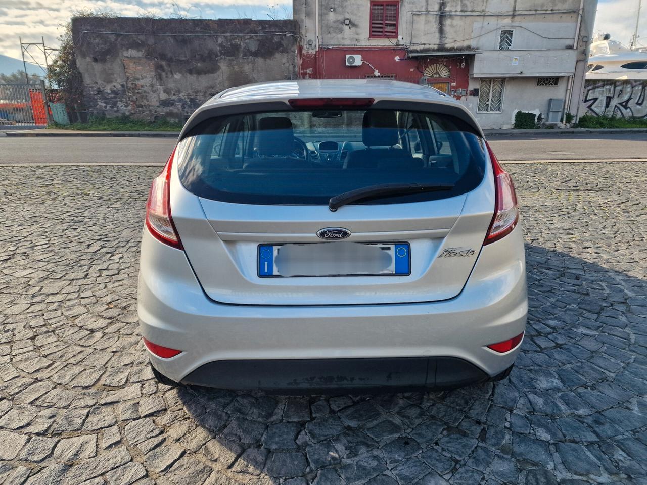 Ford Fiesta 1.5 TDCi 75CV 5 porte Titanium
