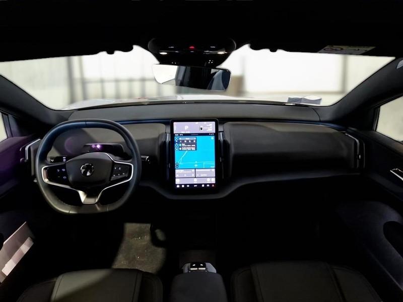 VOLVO EX30 Single Motor Extended Range Core