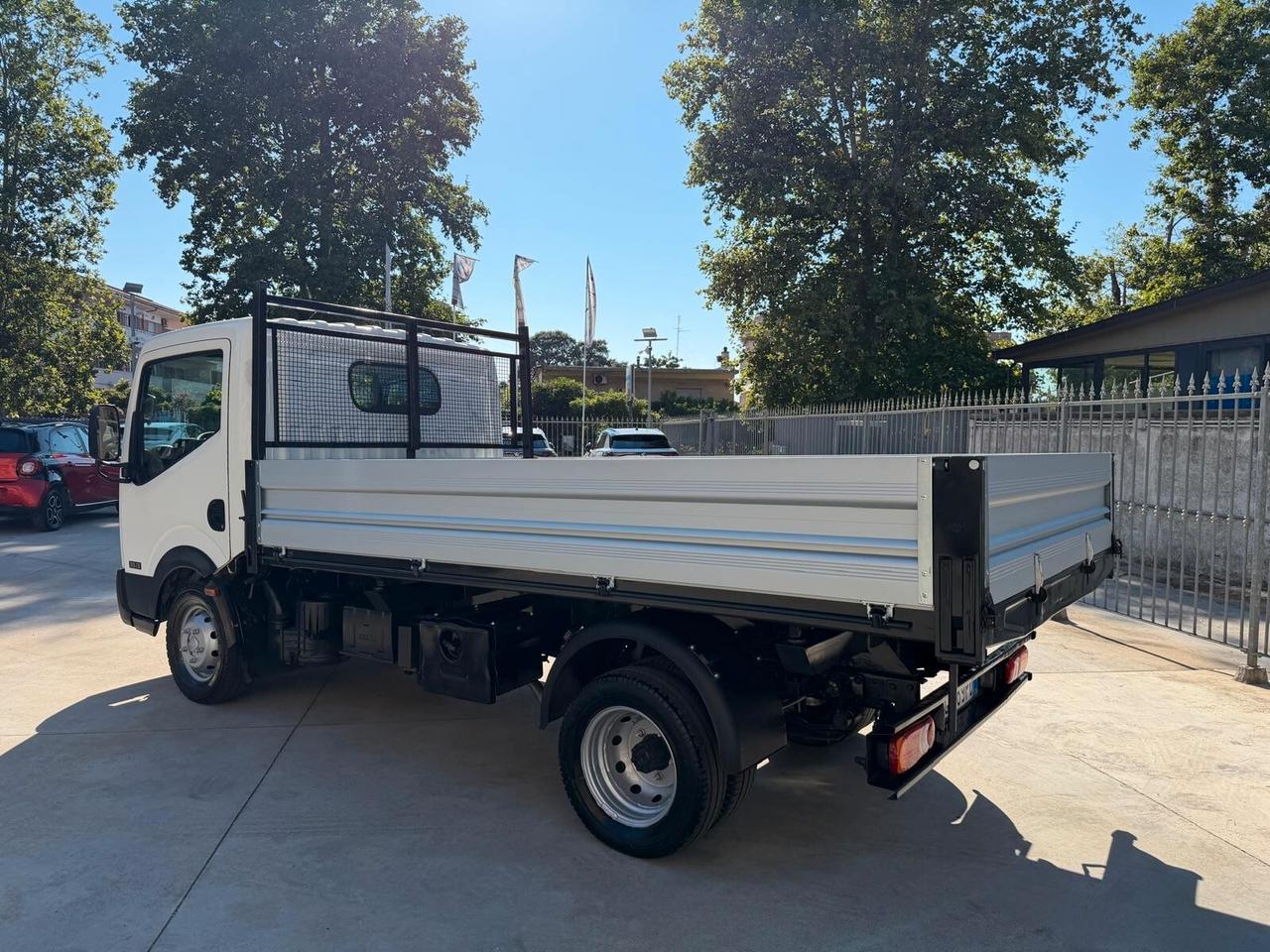 Nissan Cabstar 35.13 2.5 TDI 130CV RIBALTABILE