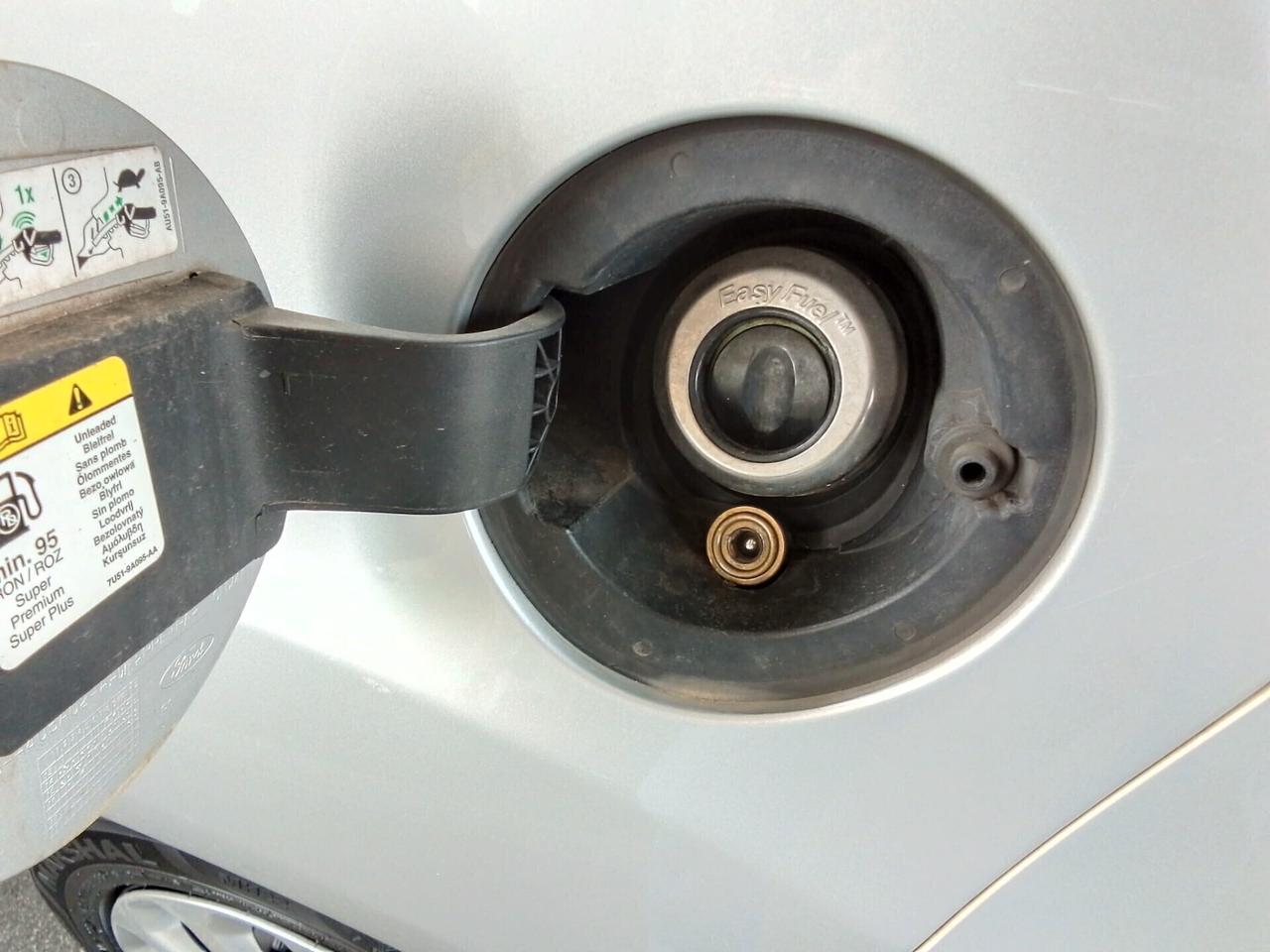 Ford Fiesta 1.4 5p. Bz.- GPL Titanium OK NEO