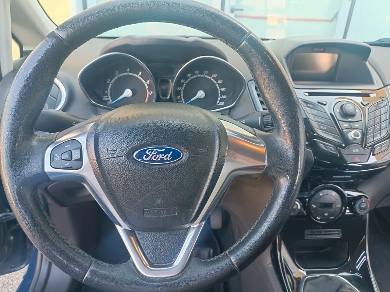 Ford Fiesta Benzina/Gpl Titanium
