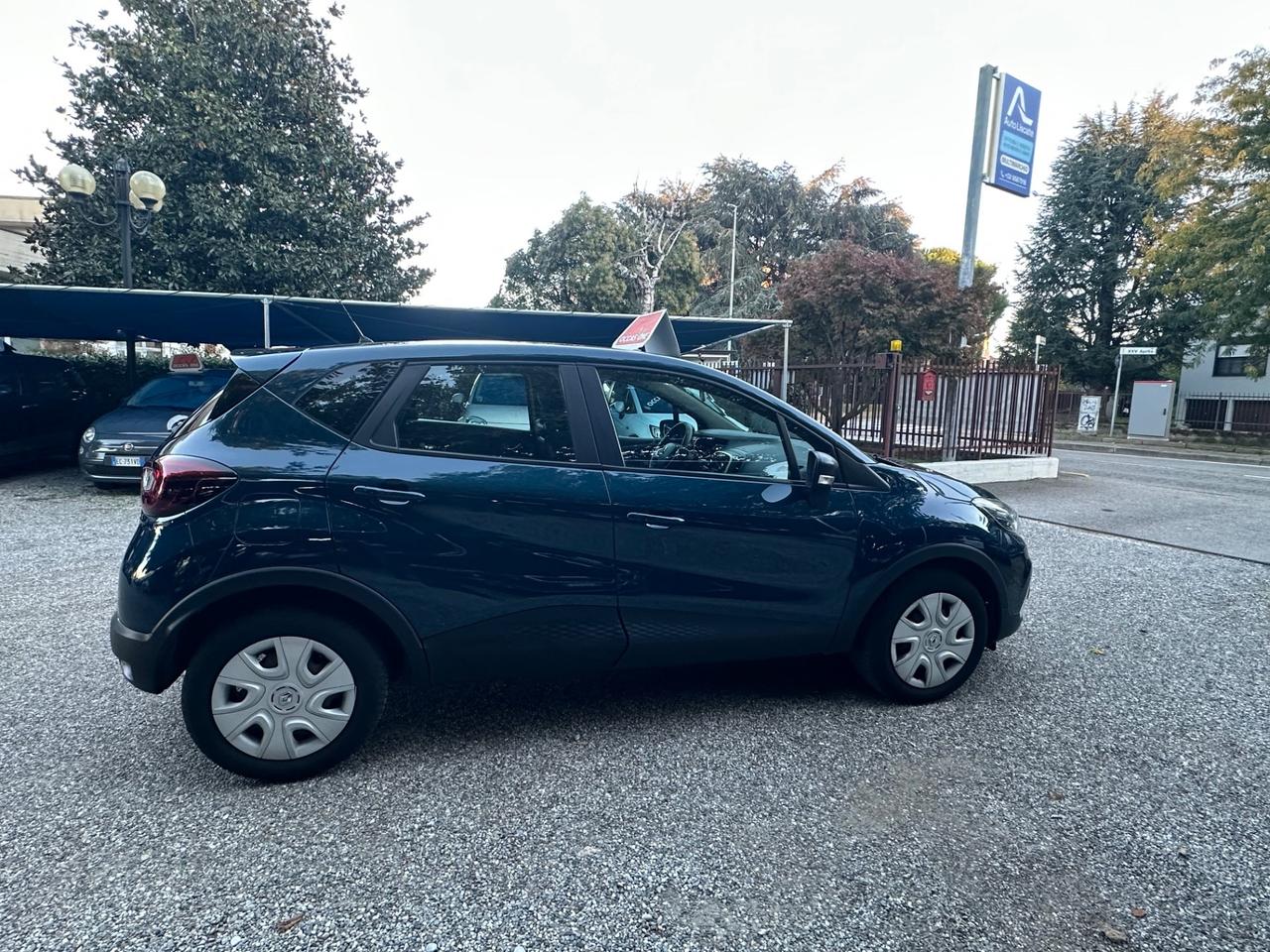 Renault Captur dCi 8V 90 CV EDC Sport Edition2
