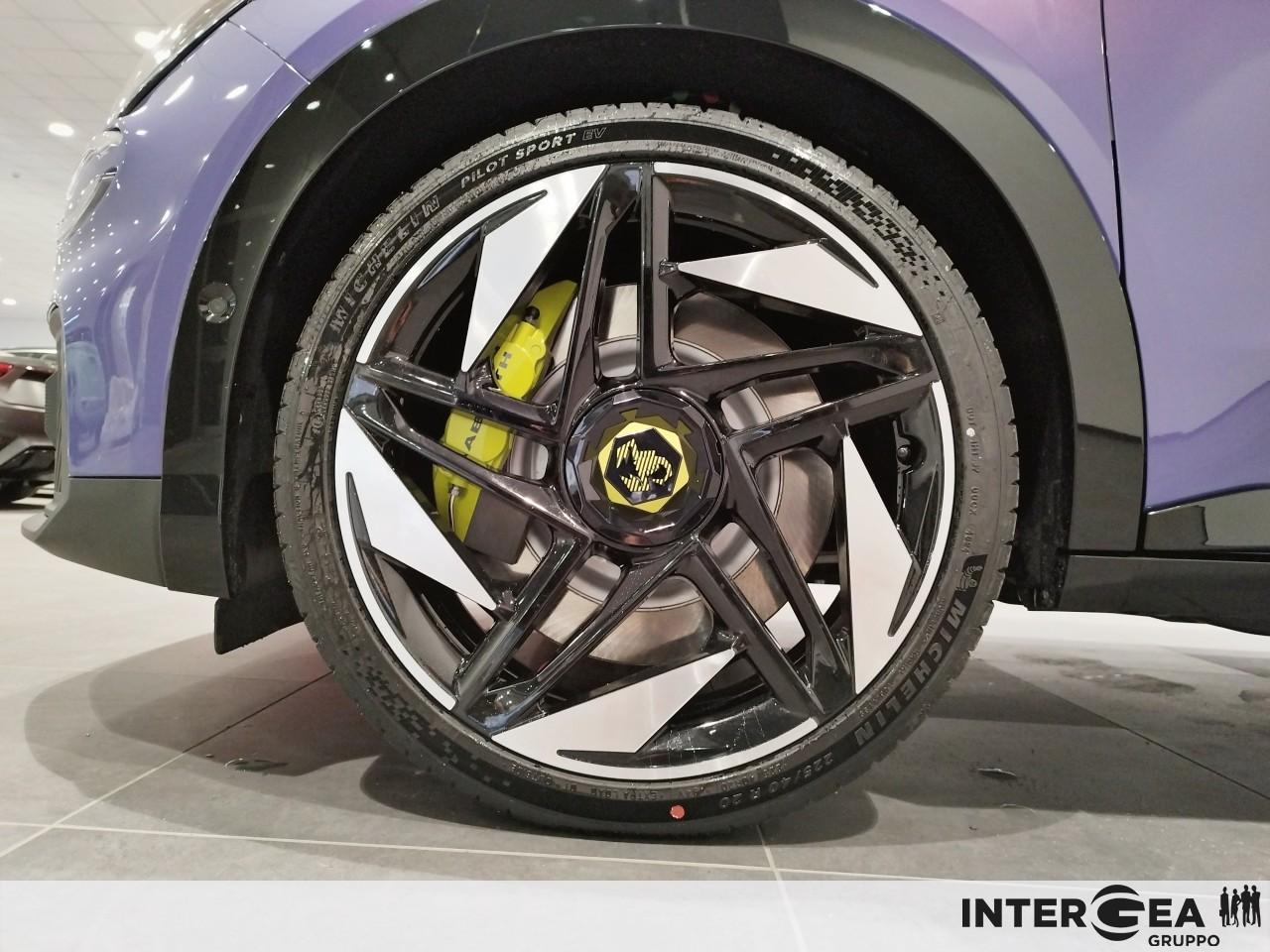 Abarth ABARTH 600e Turismo