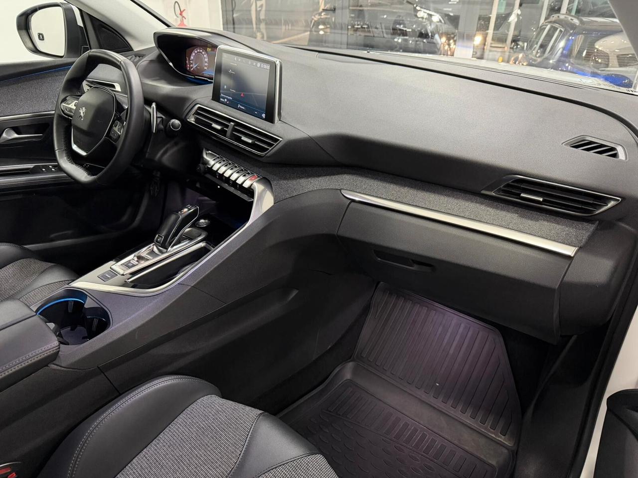 Peugeot 3008 BlueHDi 130 S&S EAT8 Allure