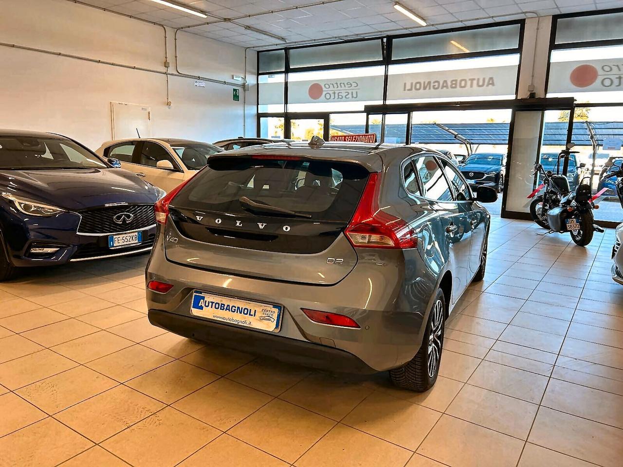 Volvo V40 MOMENTUM D2 eco 6mt UNICO PR.