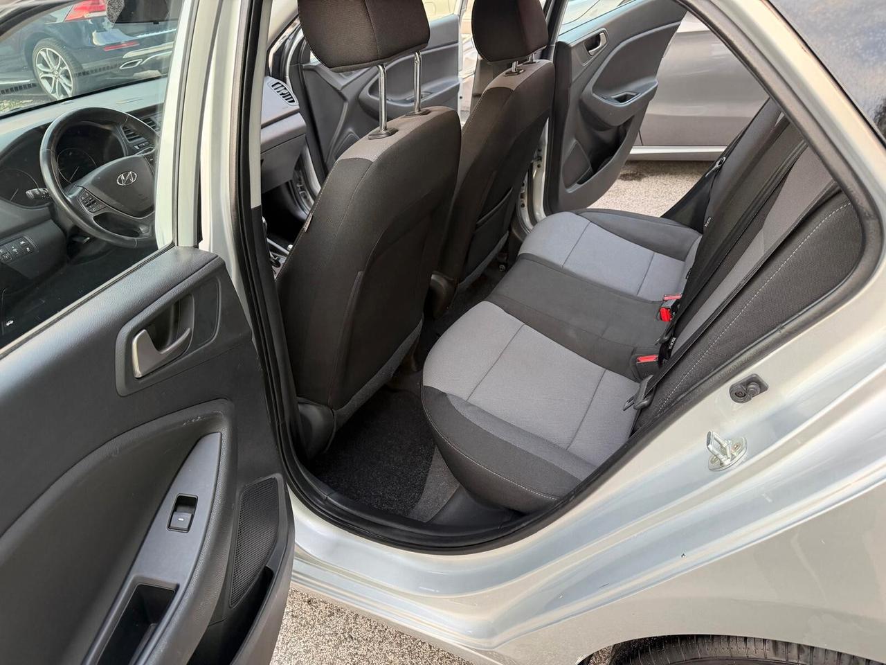 Hyundai i20 1.1 CRDi 12V 5 porte Comfort