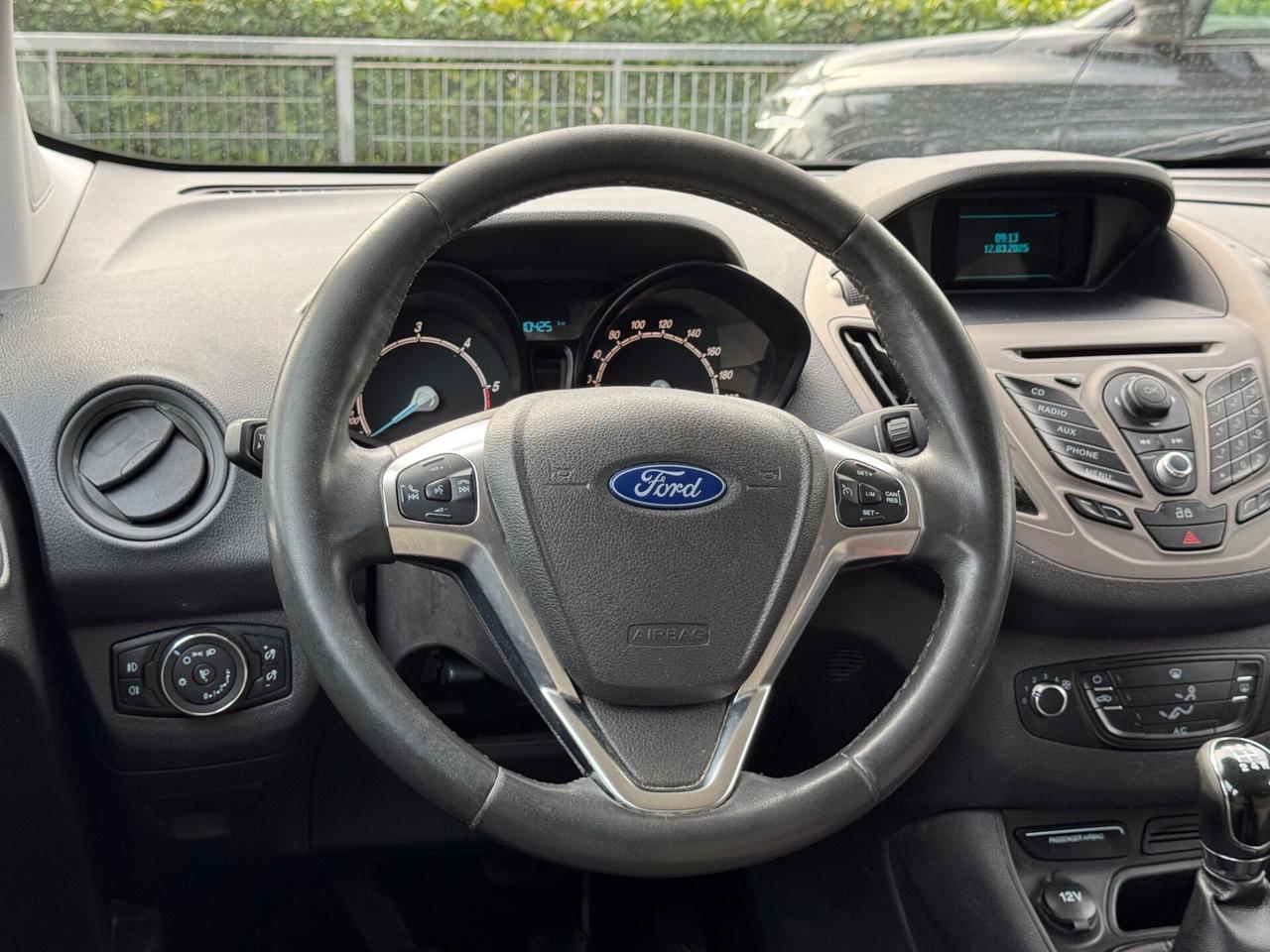 Ford Tourneo Courier Tourneo Courier 1.5 TDCI 75 CV Titanium