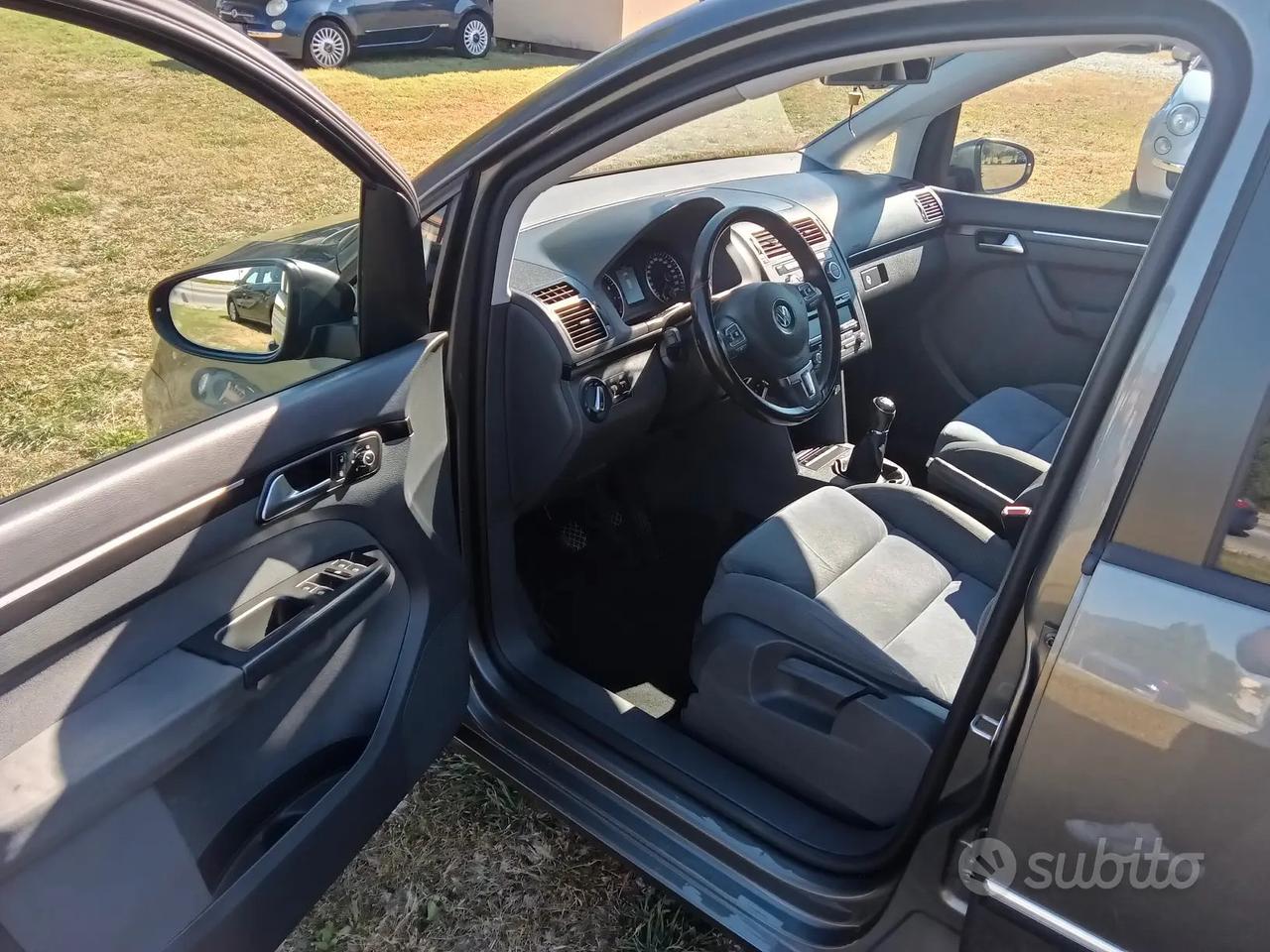 Volkswagen Touran metano