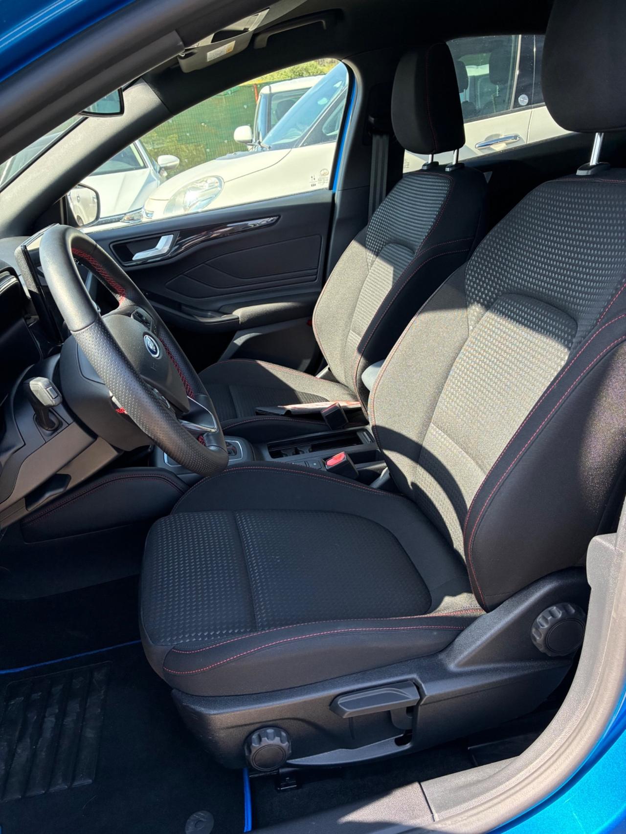 Ford Focus 1.0 EcoBoost Hybrid 155 CV Powershift 5p. ST-Line X