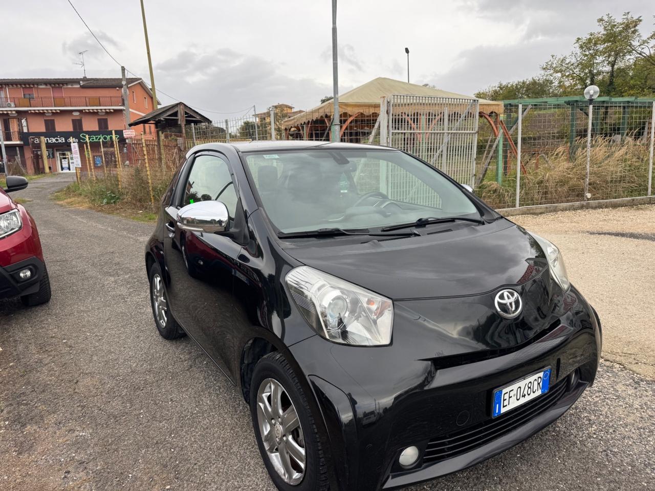 Toyota iQ 1.0 Sol AUTOMATICO NEOPATENTATI