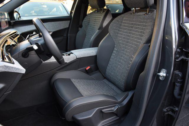 PEUGEOT 3008 Hybrid 145 e-DCS6 Allure *360 VISION*PANORAM PACK*