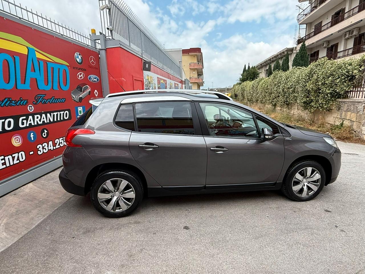 Peugeot 2008 1.6 e-HDi 92cv Urban Cross - 2014