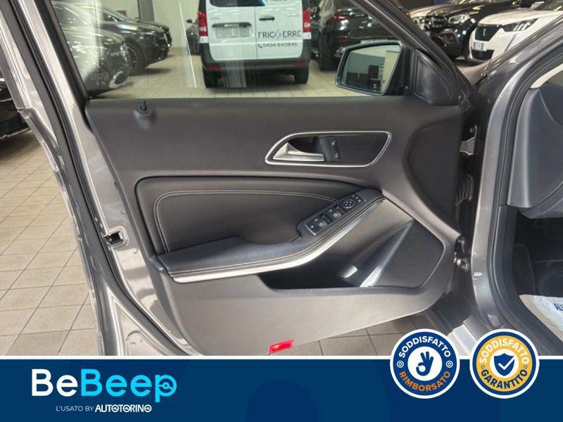 Mercedes-Benz GLA 180 SPORT AUTO