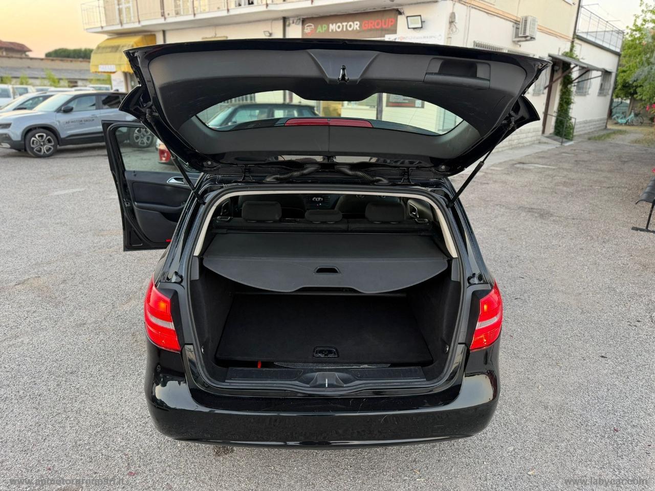 MERCEDES-BENZ B 180 CDI BlueEFFICIENCY Executive