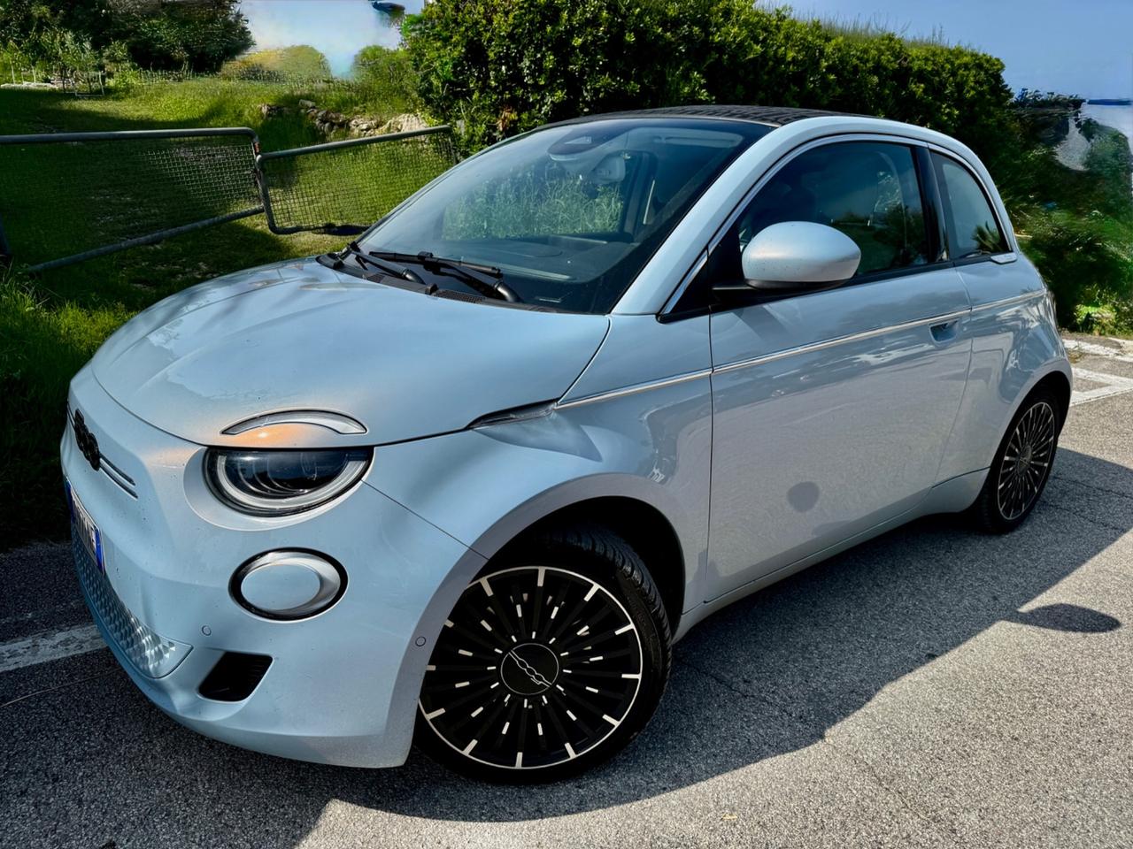 Fiat 500 500e Cabrio La Prima - prezzo assurdo !
