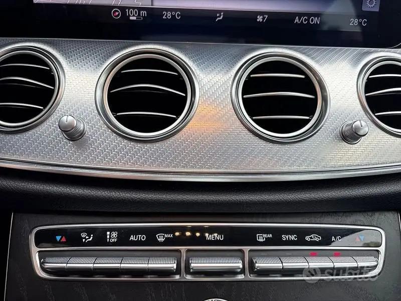Mercedes-Benz Classe E - W213 Berlina - E 220...