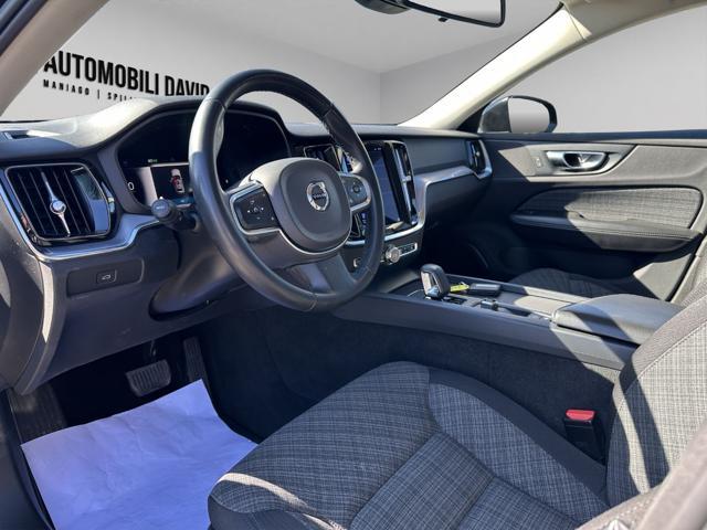 VOLVO V60 B4 (d) automatico Essential